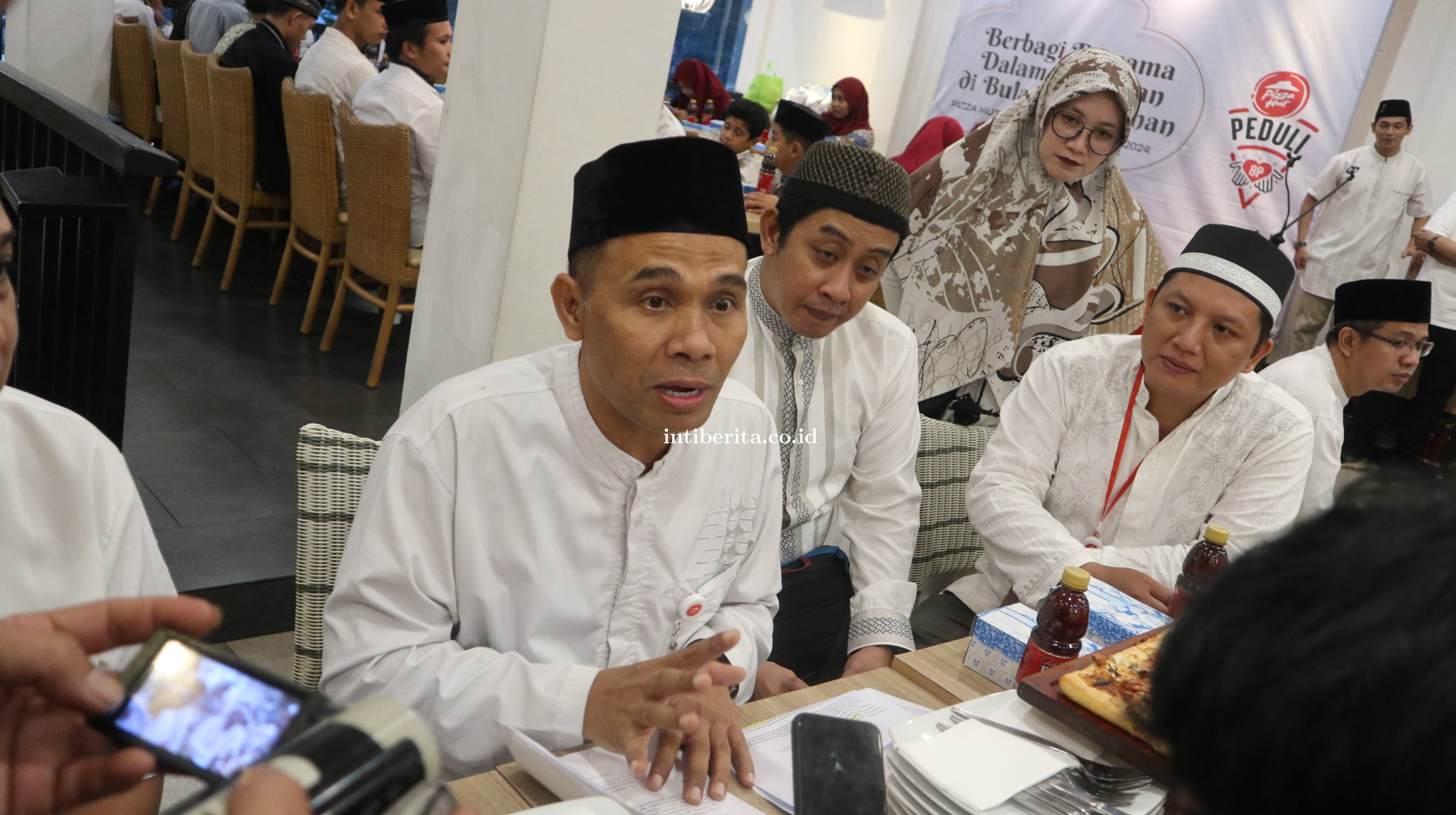 Buka Puasa Bersama Pizza HUT Indonesia Serentak di 16 Kota dan Kabupaten 